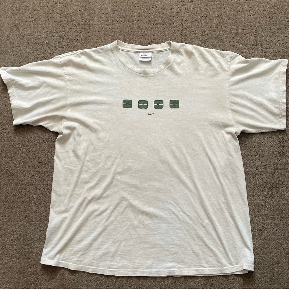 Vintage 90s Nike t-shirt